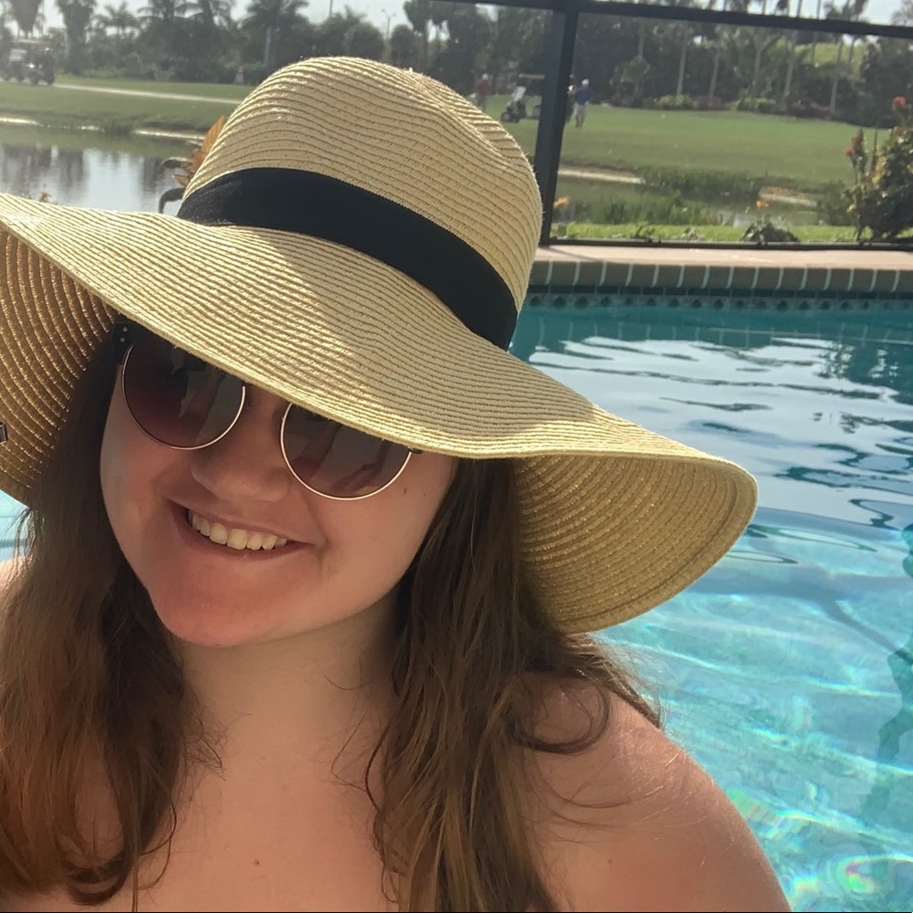 Meet your Posher, Savannah